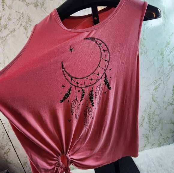 No Boundaries Dreamcatcher Tank - Picture 5 of 10